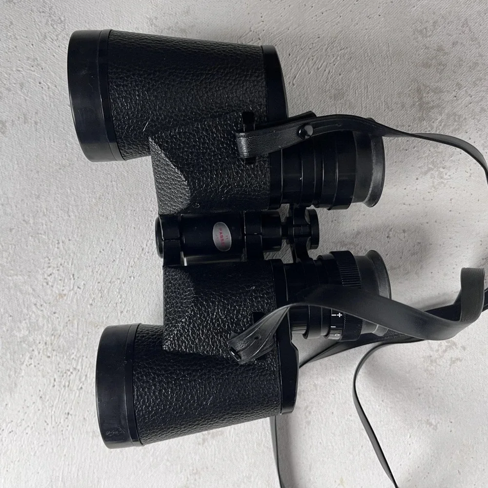 Bushnell Sportview Binoculars 7 x 35 Wide Angle 500 ft 1000 Yards With Case